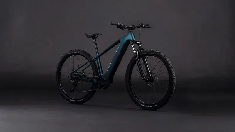 Cube Reaction Hybrid One 600 E-MTB in Royal Green/Prism-1